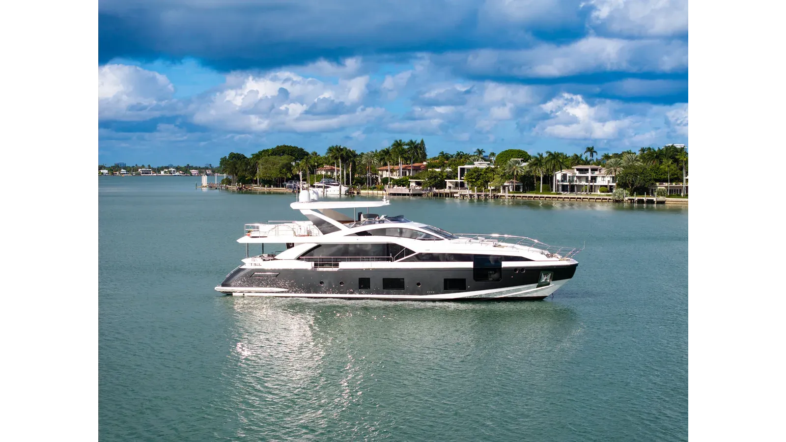 Buy a yacht CLOUD 9 Grande 27 METRI