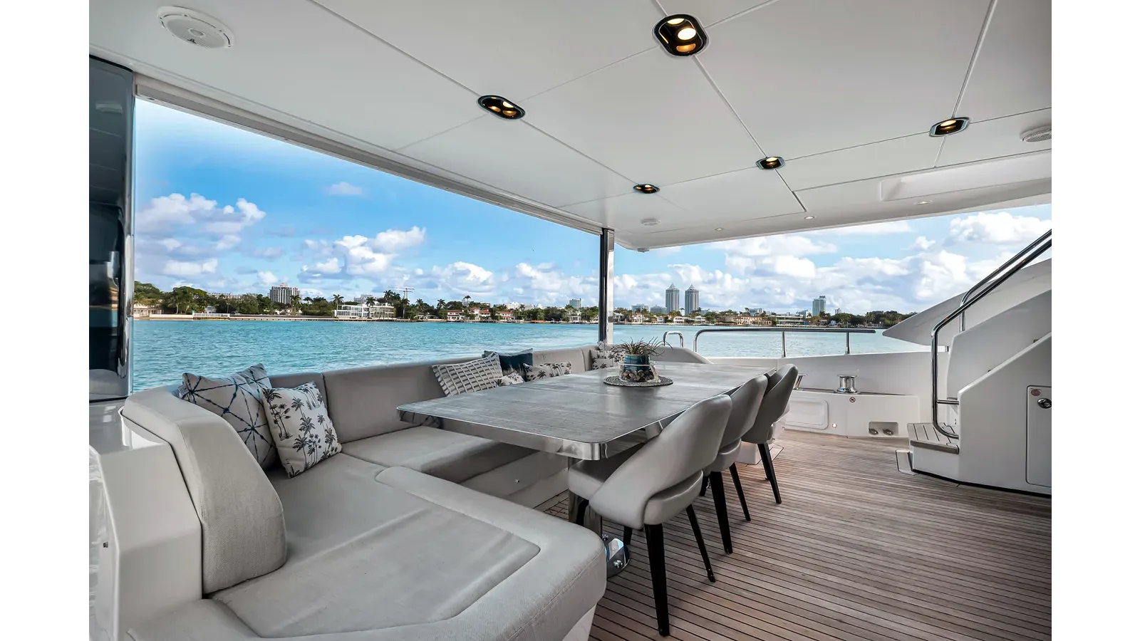 CLOUD 9 Grande 27 METRI