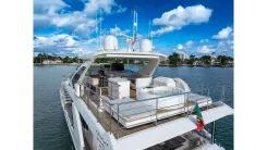Buy a CLOUD 9 Grande 27 METRI at Shestakov Yacht Sales