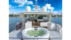 the best price on CLOUD 9 Grande 27 METRI