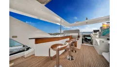 the best price on CLOUD 9 Grande 27 METRI