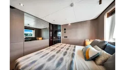 Buy a CLOUD 9 - Azimut Yachts at Shestakov Yacht Sales