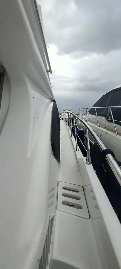 Azimut 64 Flybridge 2015