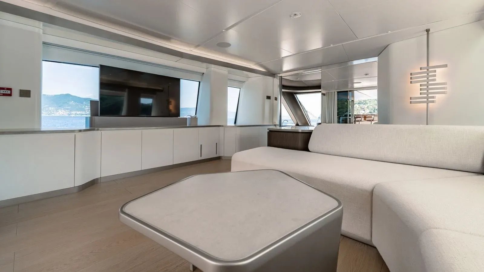 Buy a ARIA - Azimut Yachts at Shestakov Yacht Sales