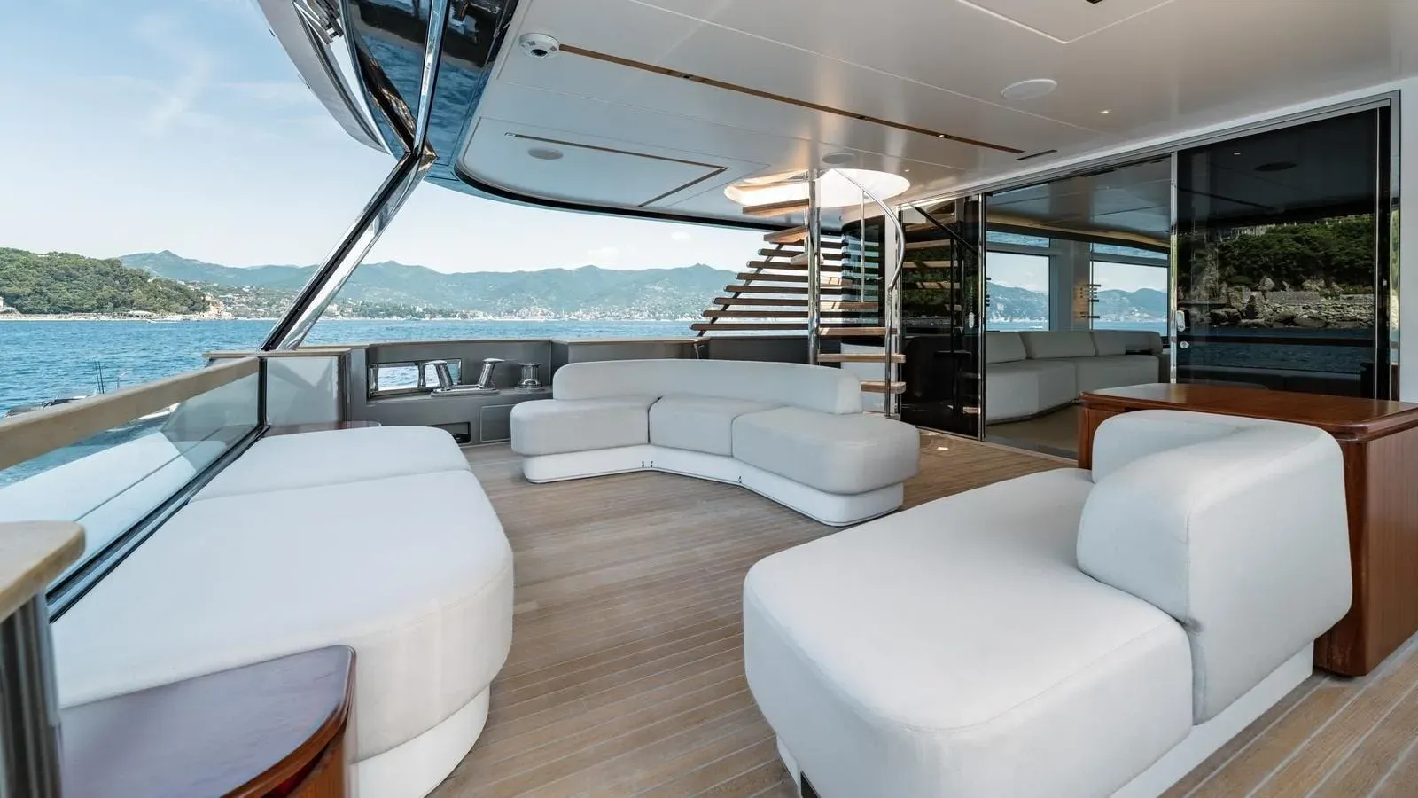Buy a ARIA - Azimut Yachts at Shestakov Yacht Sales