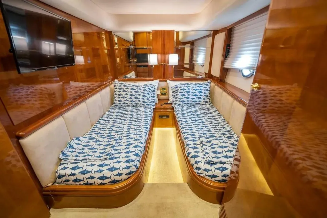 AZURE - Azimut Yachts