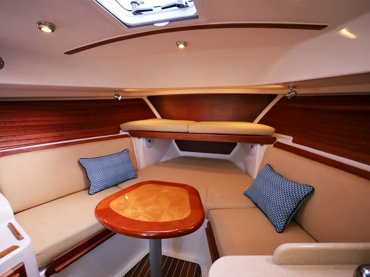 Buy a yacht REVERIE - BACK COVE