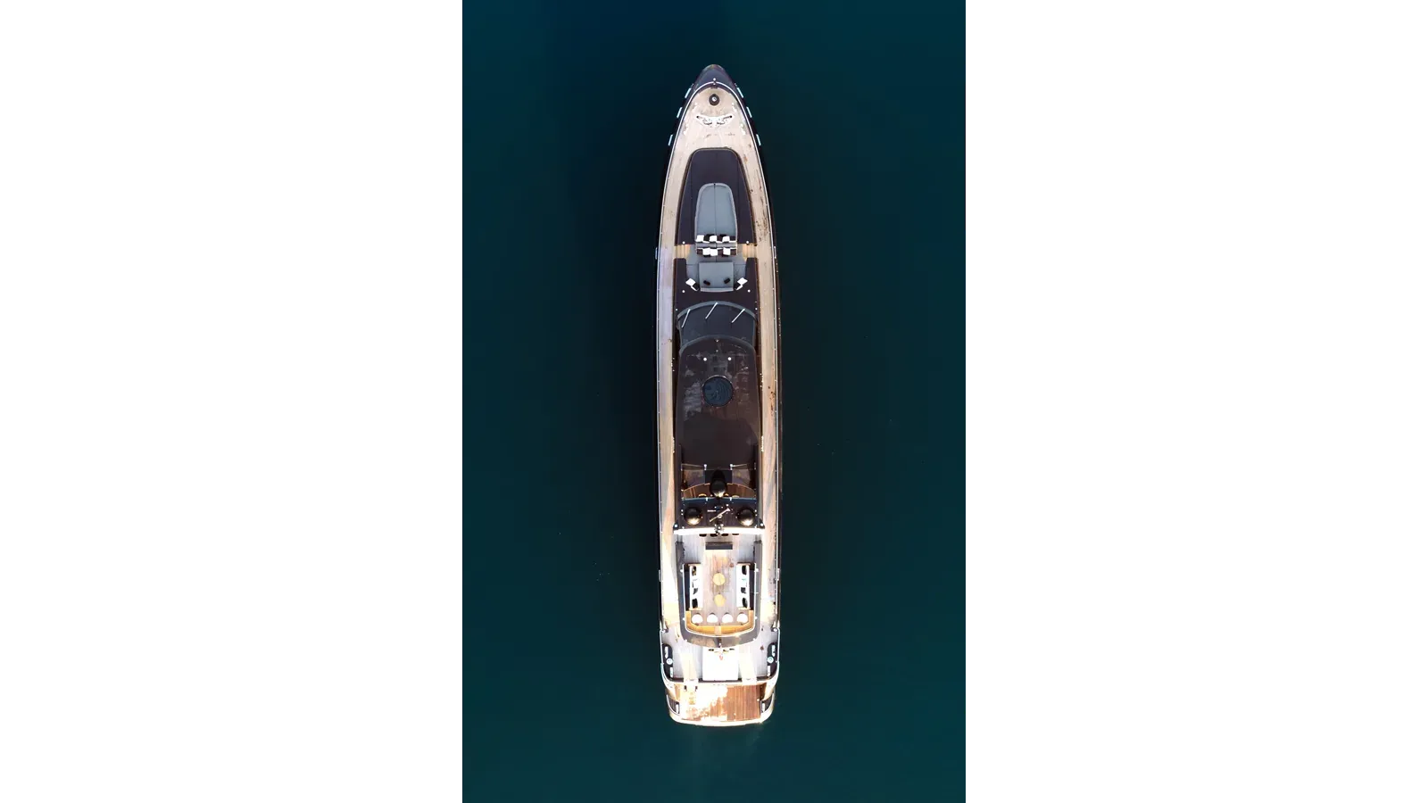 Buy a yacht AQUILA - Baglietto
