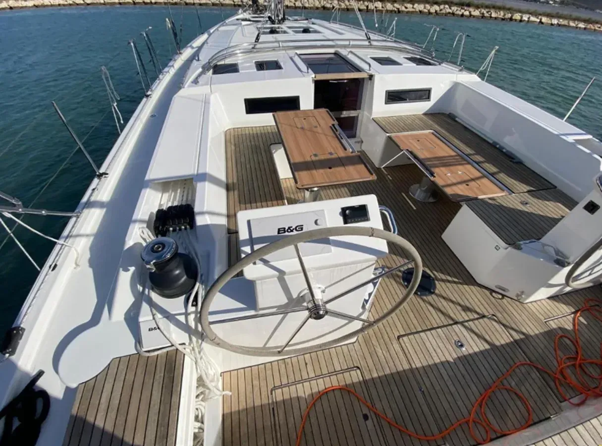 Buy a Bavaria C50 50 at Shestakov Yacht Sales