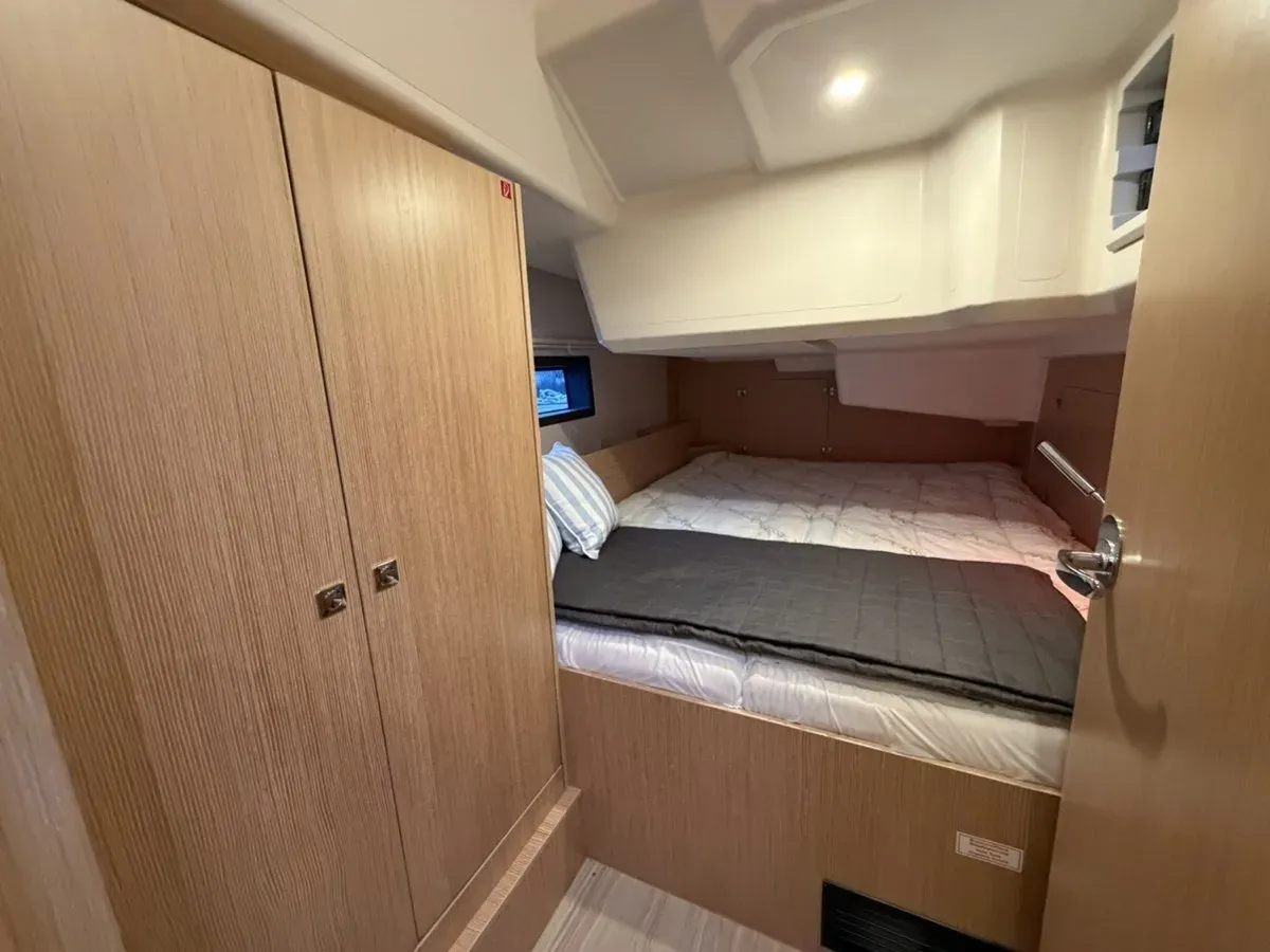 Buy a yacht Wave Dancer - Bavaria Yachts