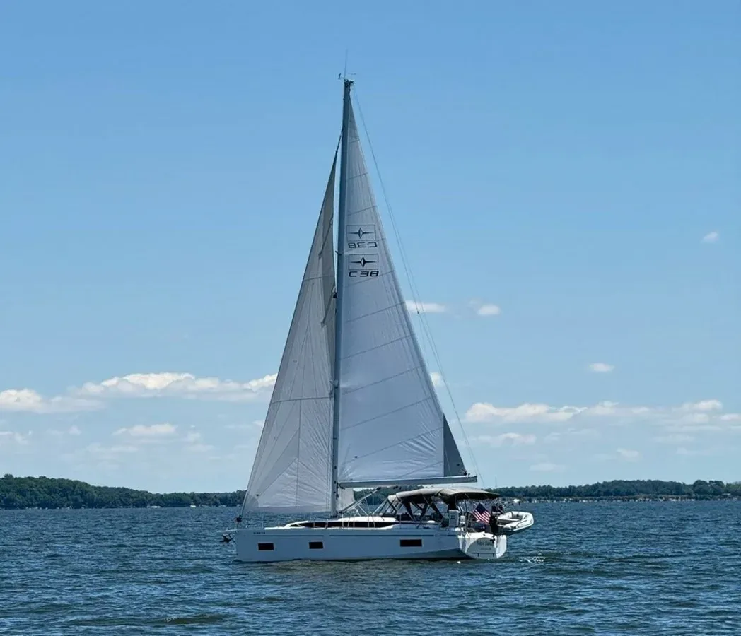 the best price on Wave Dancer 37