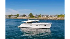 LYRICA - BELIZE MOTORYACHT