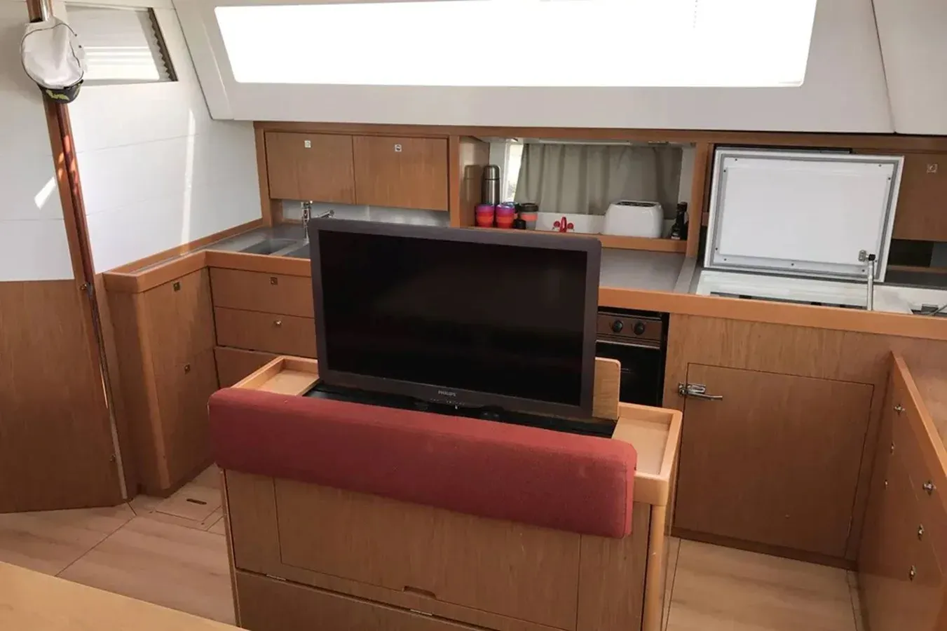 Buy a Beneteau Sense 50 2012 at Shestakov Yacht Sales