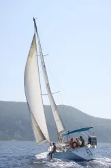 best yacht sales deals TASMAN - Beneteau