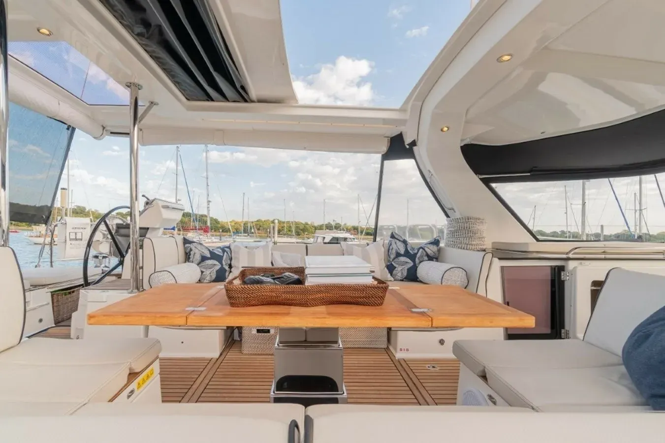 Buy a Doublestar - Beneteau at Shestakov Yacht Sales