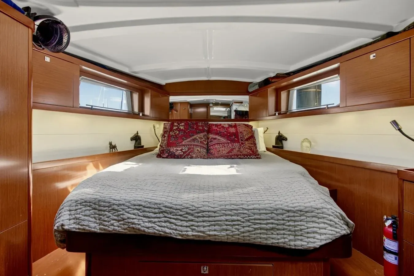 Tartuga 2012 yacht sale