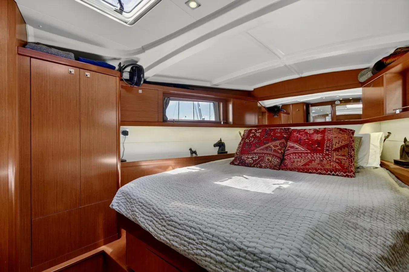 Tartuga Oceanis 48