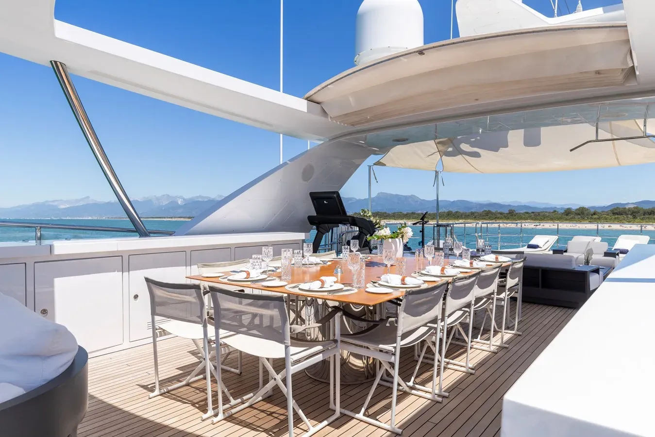 Buy a yacht Alegre 132