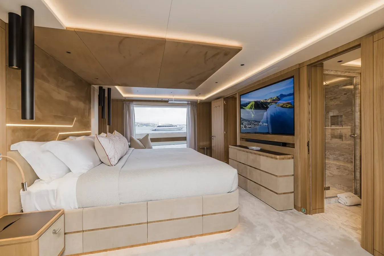 the best price on ADVA - Benetti
