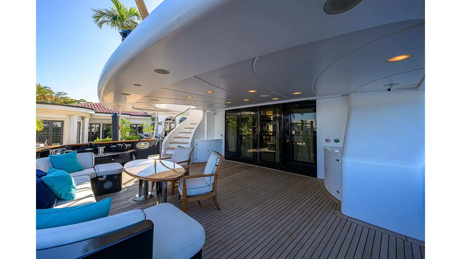 Buy a SEASCAPE V 2005 at Shestakov Yacht Sales
