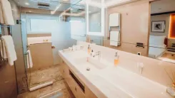 Buy a HEEUS - Bering Yachts at Shestakov Yacht Sales