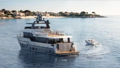 Buy a B77 78 at Shestakov Yacht Sales