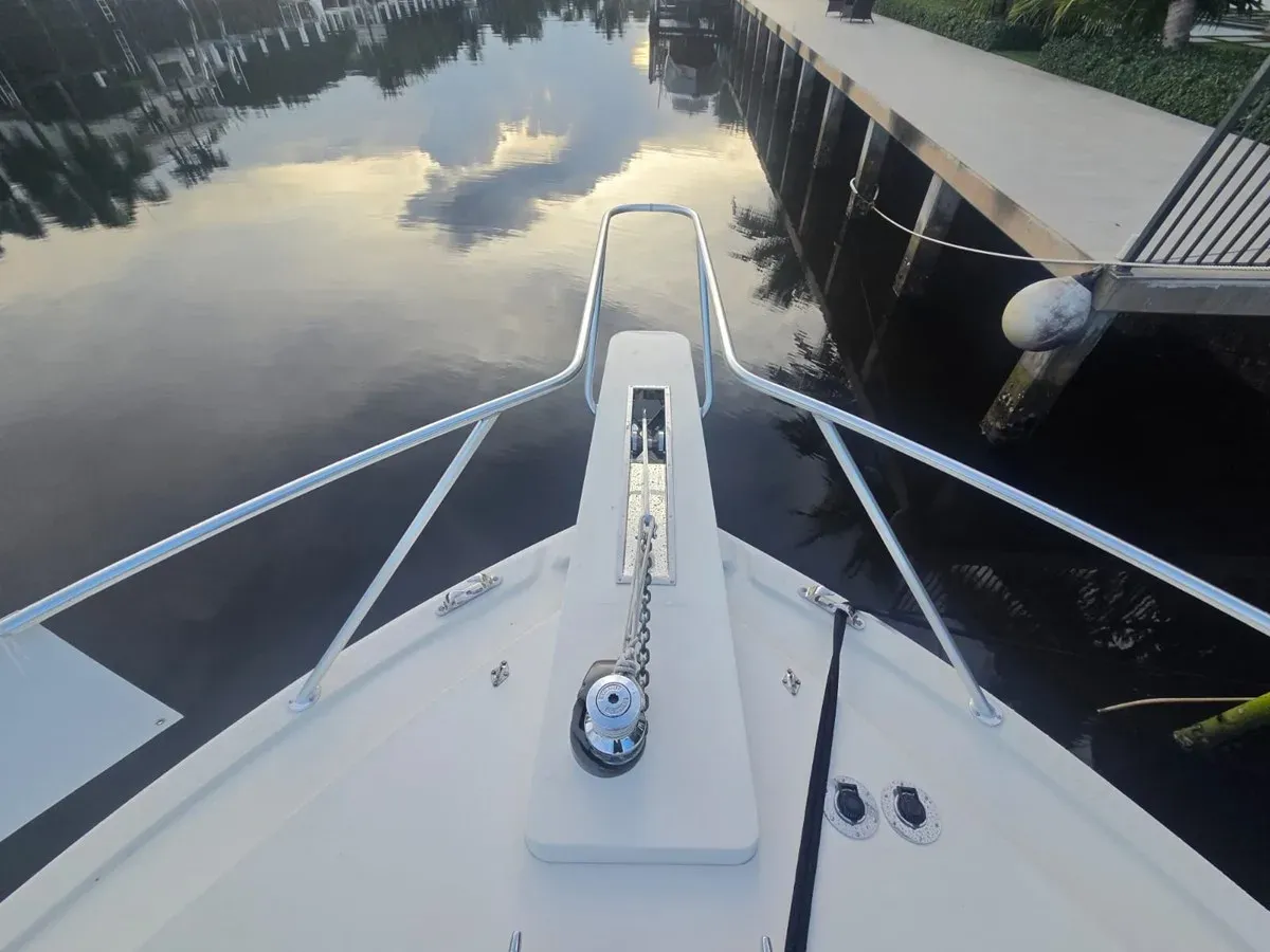 Buy a PARADOX 54 Convertible at Shestakov Yacht Sales