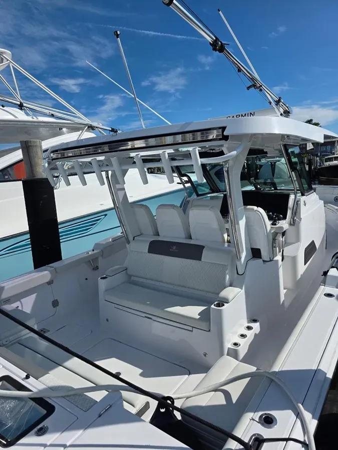 Buy a LIL DINGHY at Shestakov Yacht Sales