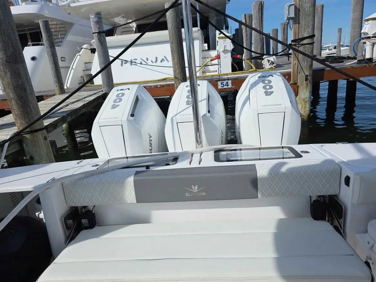 LIL DINGHY 39