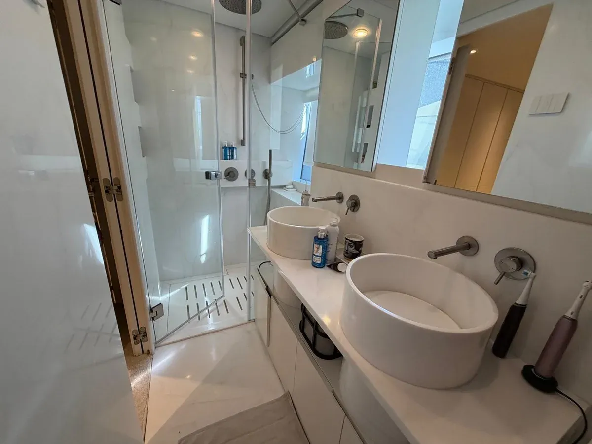 OUT OF THE BLUE BGX70 yacht sale