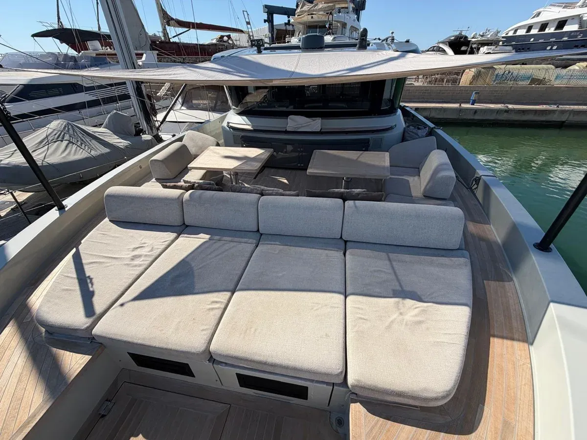 OUT OF THE BLUE - BLUEGAME yacht sale