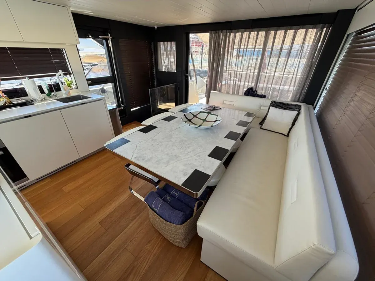 OUT OF THE BLUE - BLUEGAME yacht sale