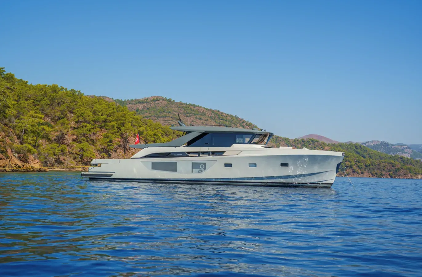 OUT OF THE BLUE - BLUEGAME yacht sale