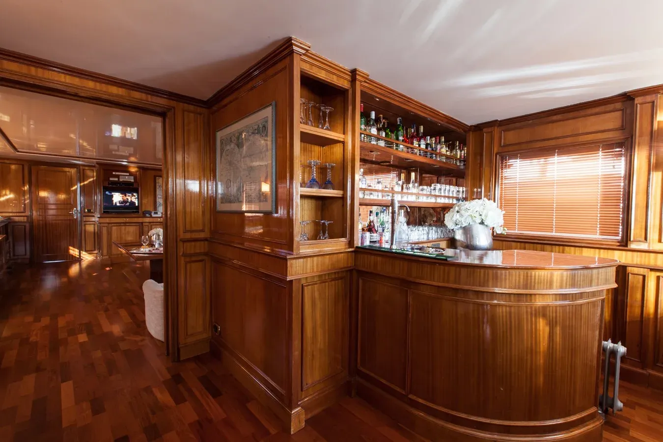 Buy a ANTARES OF BRITAIN 111 at Shestakov Yacht Sales