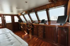 best yacht sales deals ANTARES OF BRITAIN 111