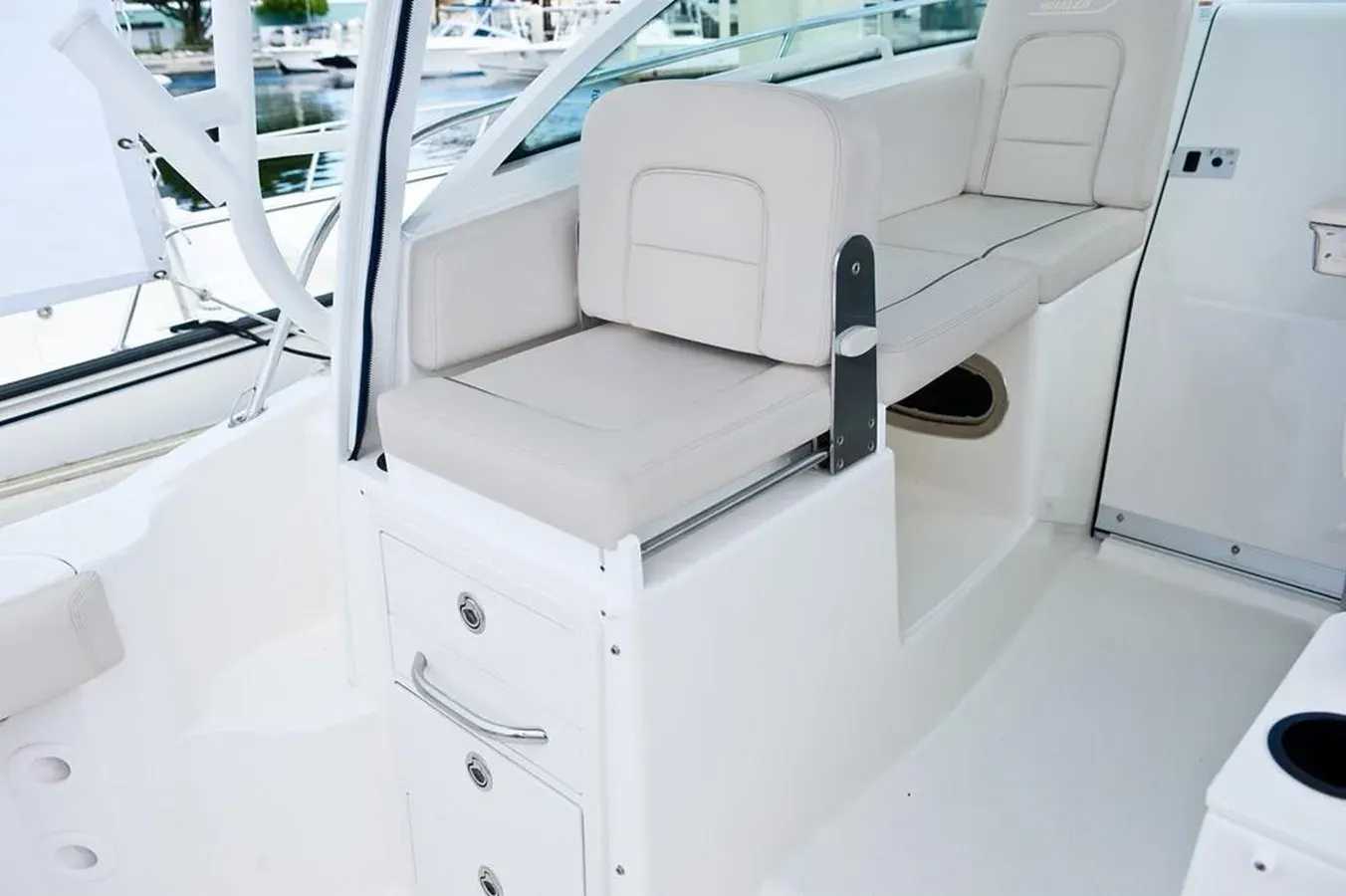 Boston Whaler 285CQ - Boston Whaler yacht sale