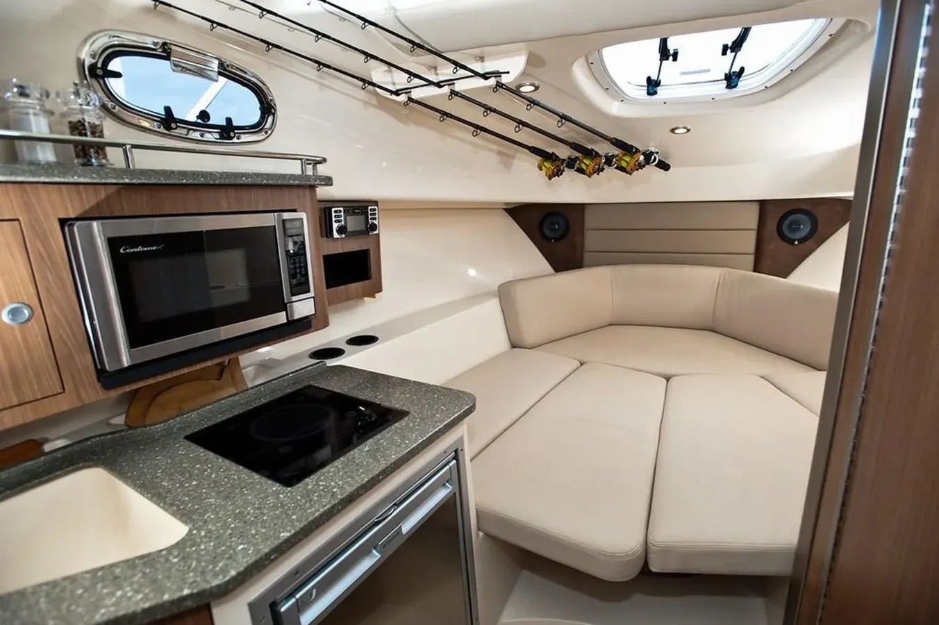 Buy a Boston Whaler 285CQ 285CQ at Shestakov Yacht Sales