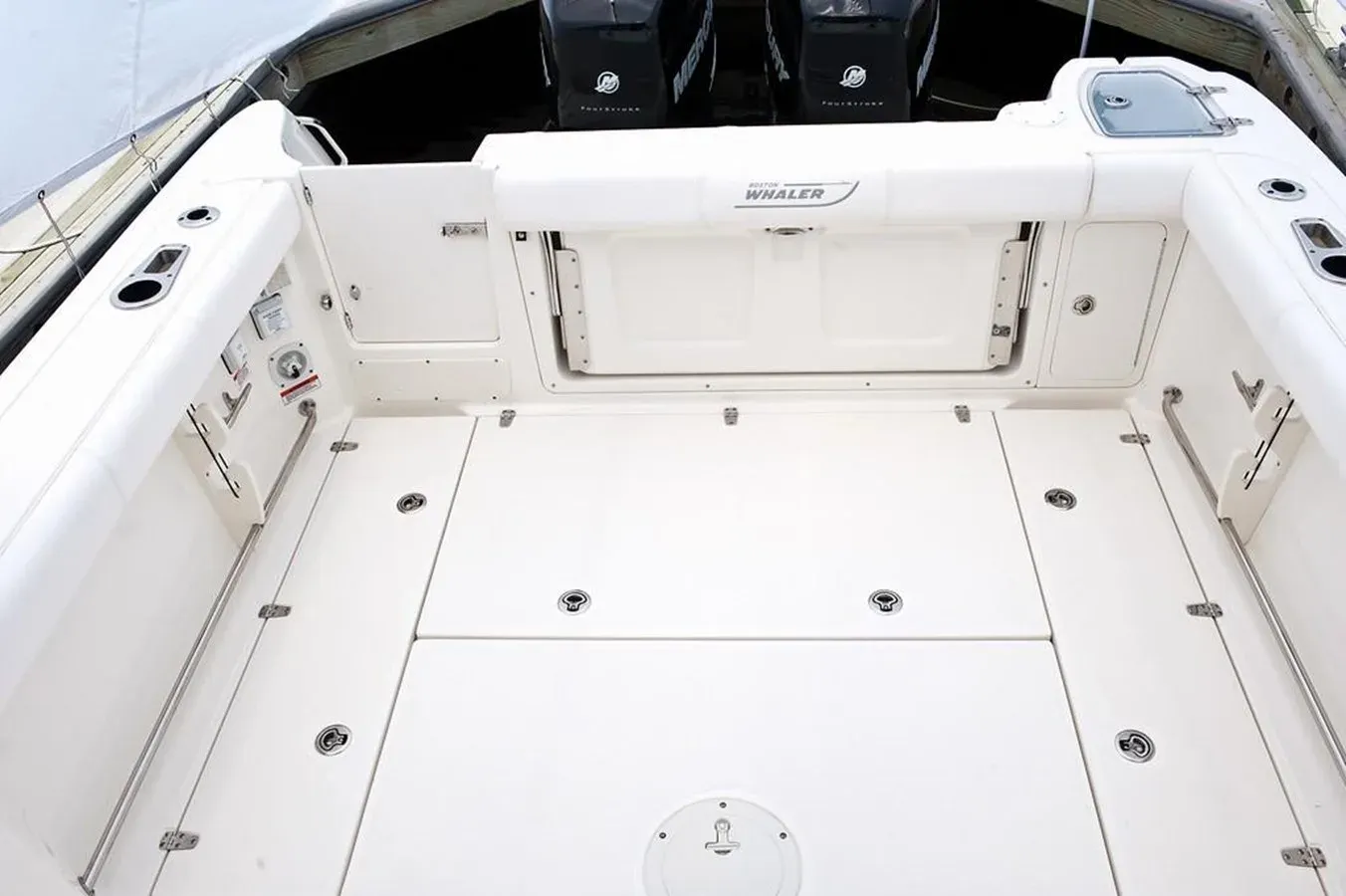 the best price on Boston Whaler 285CQ 27
