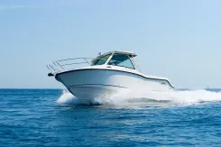 Buy a Boston Whaler 285CQ 27 at Shestakov Yacht Sales