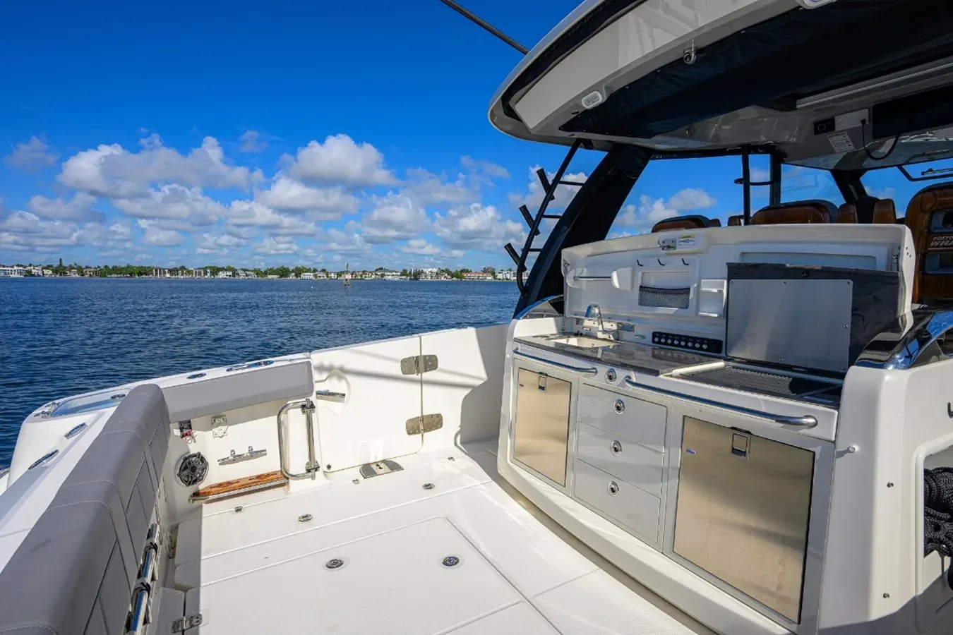 the best price on GATE KEEPER - Boston Whaler