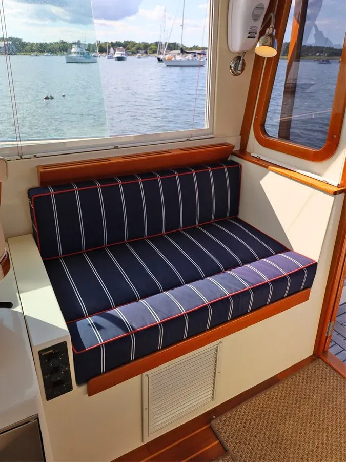 Buy a REPETE Bluestar 37 at Shestakov Yacht Sales