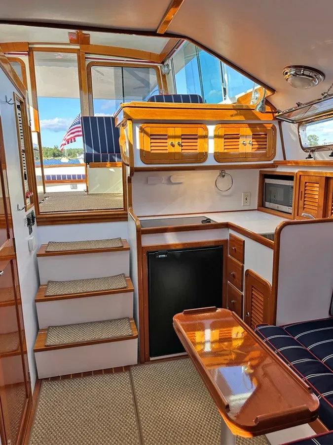best yacht sales deals REPETE 2004