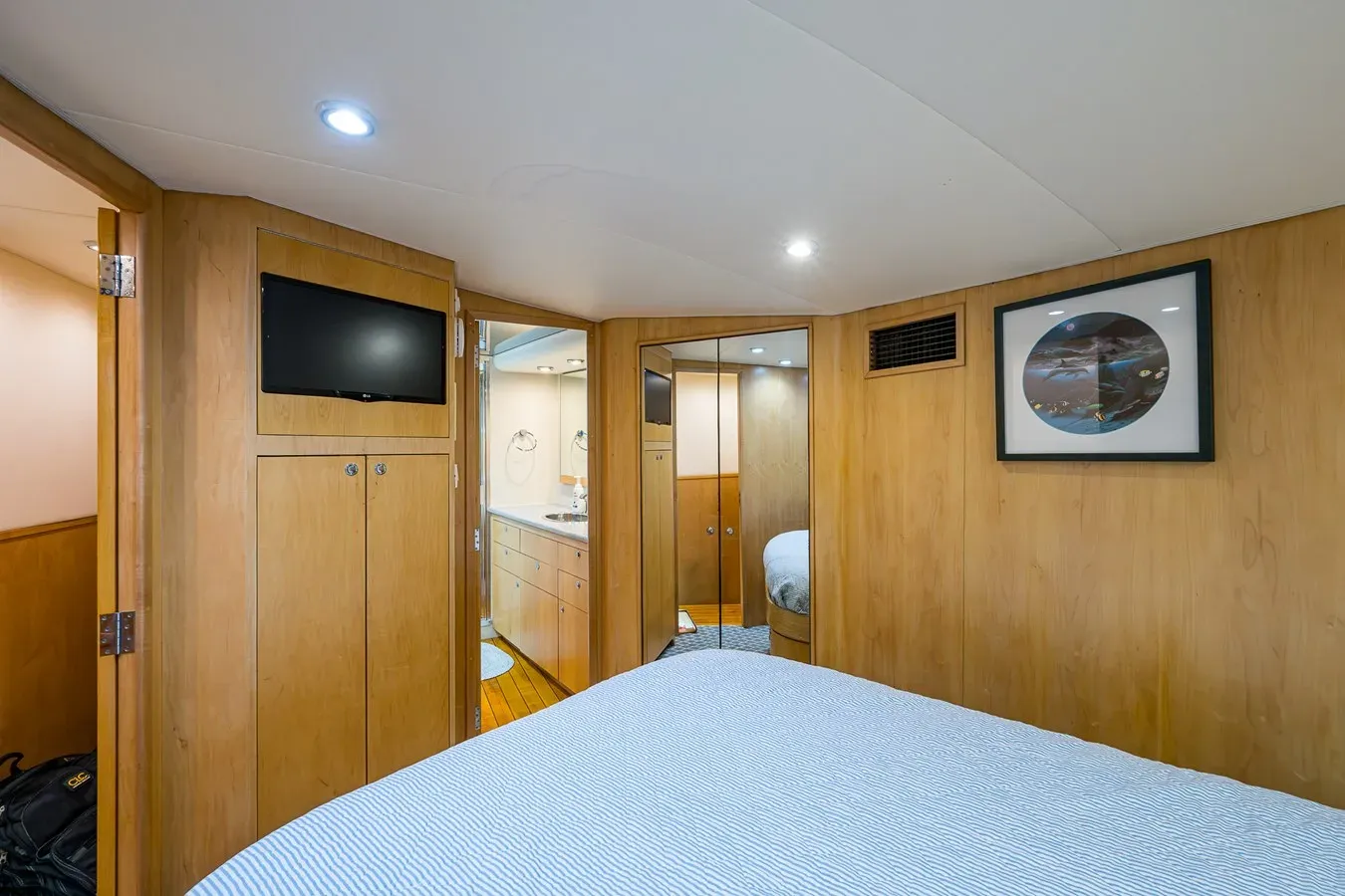 the best price on WINDY CAY 58