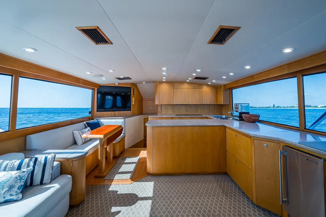 the best price on WINDY CAY - BUDDY DAVIS