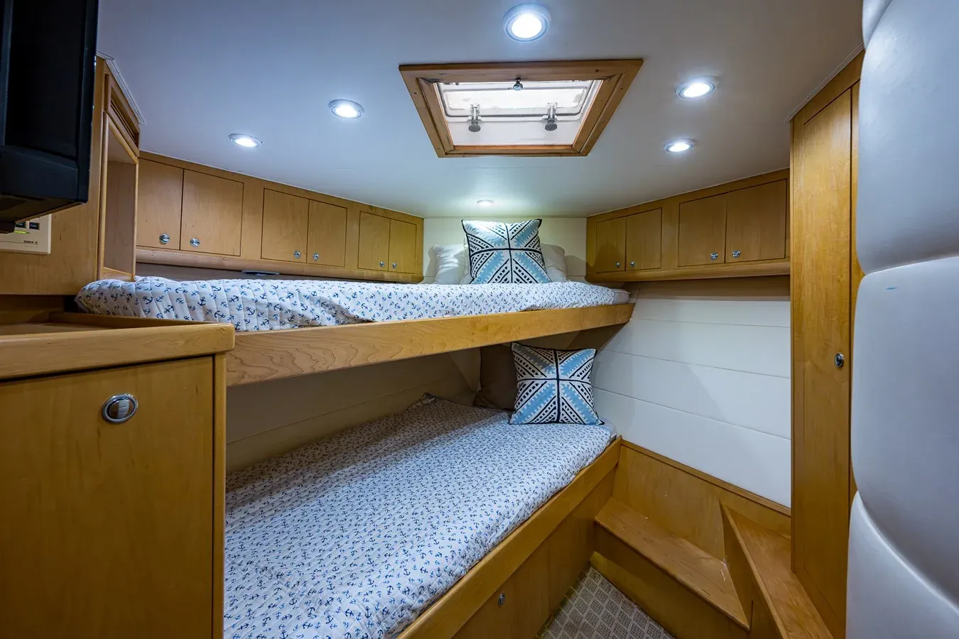 best yacht sales deals WINDY CAY - BUDDY DAVIS