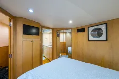 the best price on WINDY CAY 58