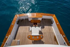 best yacht sales deals WINDY CAY 58