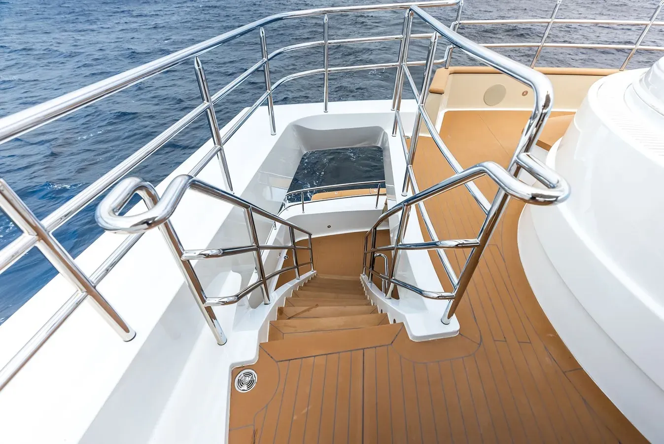 Купить NORTHLAND Explorer Motor Yacht