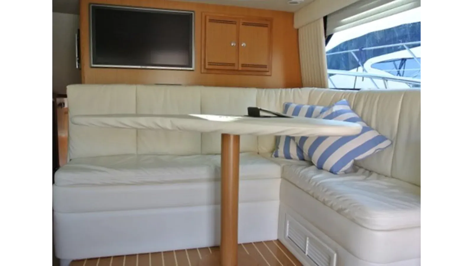 Buy a ONE MORE CHIVAS 43 at Shestakov Yacht Sales