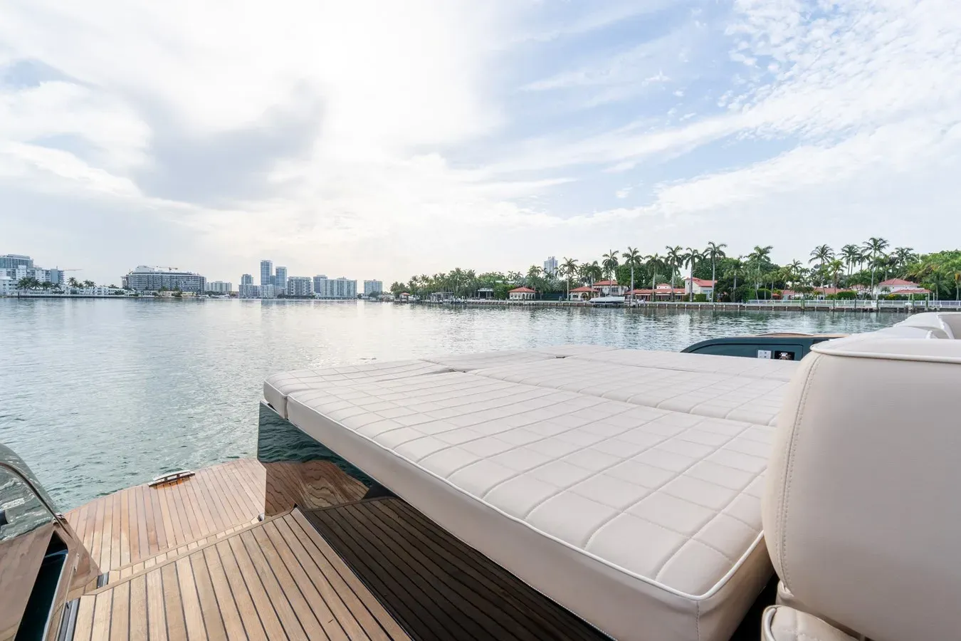 Buy a MENTONNAIS - CANTIERE DEL PARDO at Shestakov Yacht Sales